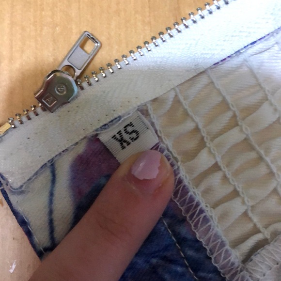 Sabo Skirt Floral Crop Top - Picture 3 of 5